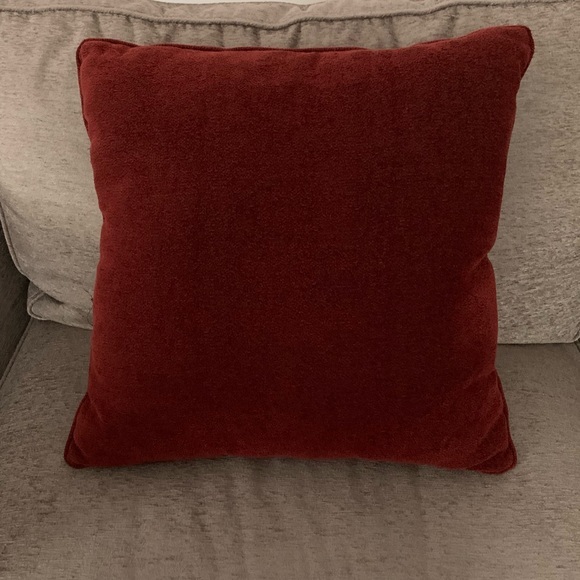 Sofa Pillow 20” - Picture 1 of 1